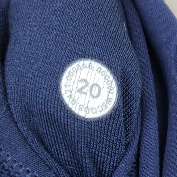 Lululemon High Waisted‎ Cropped Leggings Plus Sized - Picture 6 of 7